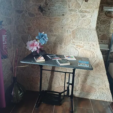 O Cabanel Albergue-bar * Villastose