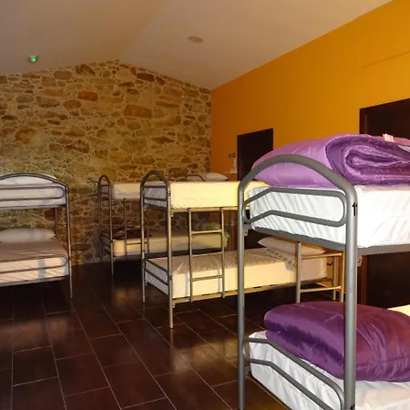 O Cabanel Albergue-bar *