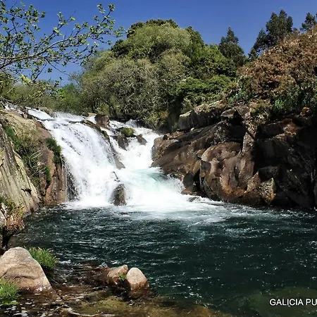 Auberge de jeunesse O Cabanel Albergue-bar Villastose
