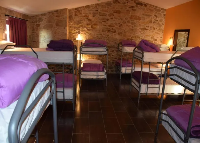 Hostel O Cabanel Albergue-bar